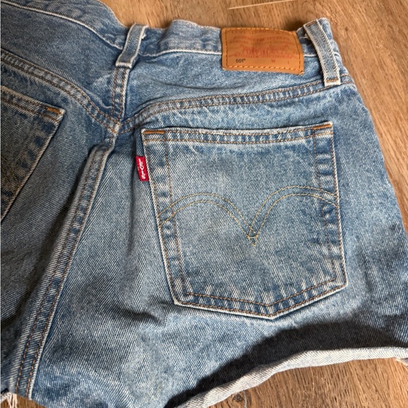 Levi's Light Blue Distressed Jean Shorts - Picture 6 of 6